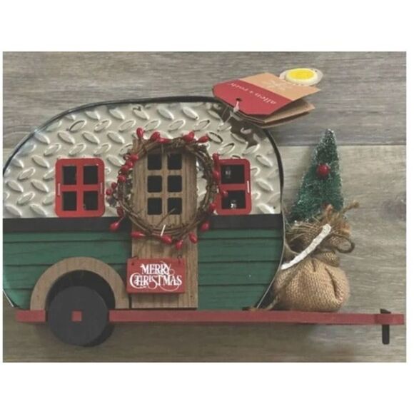 Vintage Metal Rustic Camper w/Merry Christmas Tree Lights Retro Woody Home Decor - Picture 4 of 8